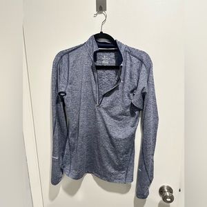 Nike dry-fit pullover half zip